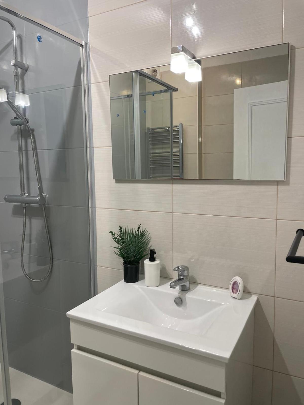 Apartamento Encantador A 100M Da Praia Carvoeiro  Dış mekan fotoğraf