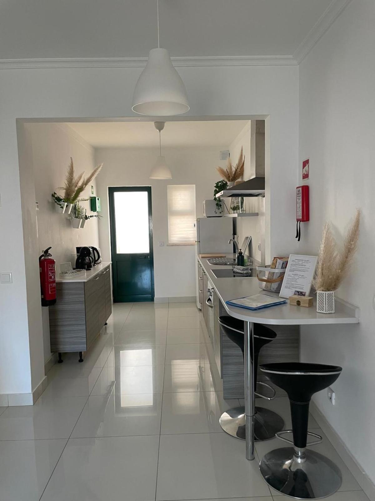 Apartamento Encantador A 100M Da Praia Carvoeiro  Dış mekan fotoğraf